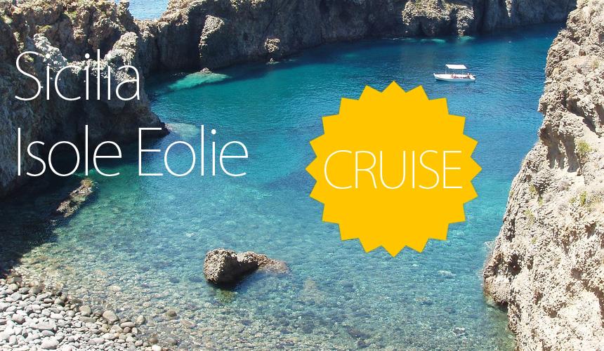 Le isole Eolie sono situate a Nord-Est della Sicilia in un angolo di paradiso, sono le sette meraviglie del Mediterraneo, un paradiso in cui convivono colori e sapori naturali, bagnati in un mare azzurrissimo.