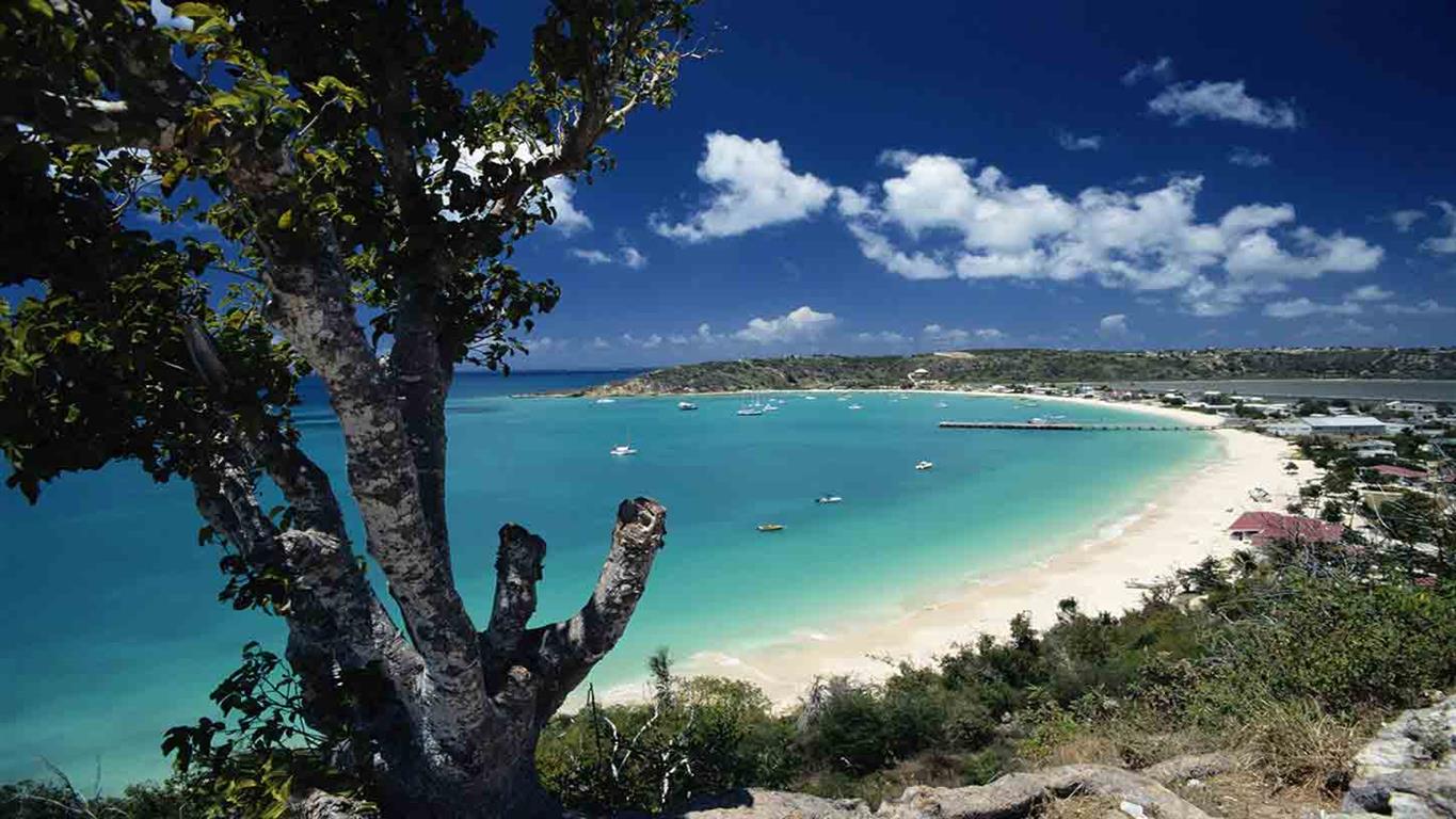 The archipelago of Guadeloupe is, for its visitors, a destination where to find both heavenly white sand beaches and modern urban centers.